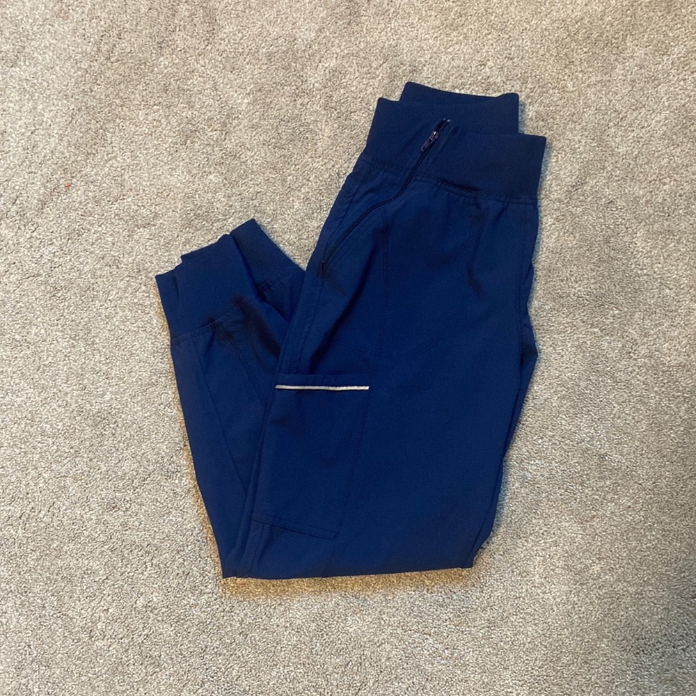 Cherokee Infinity Women’s Elastic Waistband Tapered Jogger Scrub